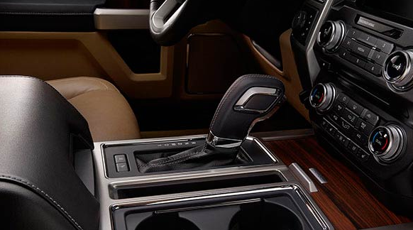 2016-ford-f-150-lariat-interior-console