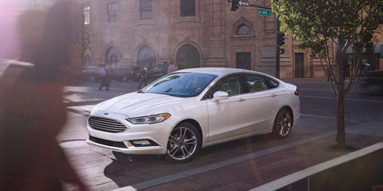 2017-ford-fusion-exterior-front-end