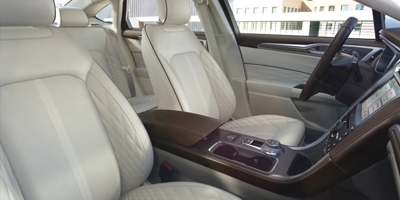 2017-ford-fusion-inteiror-seating